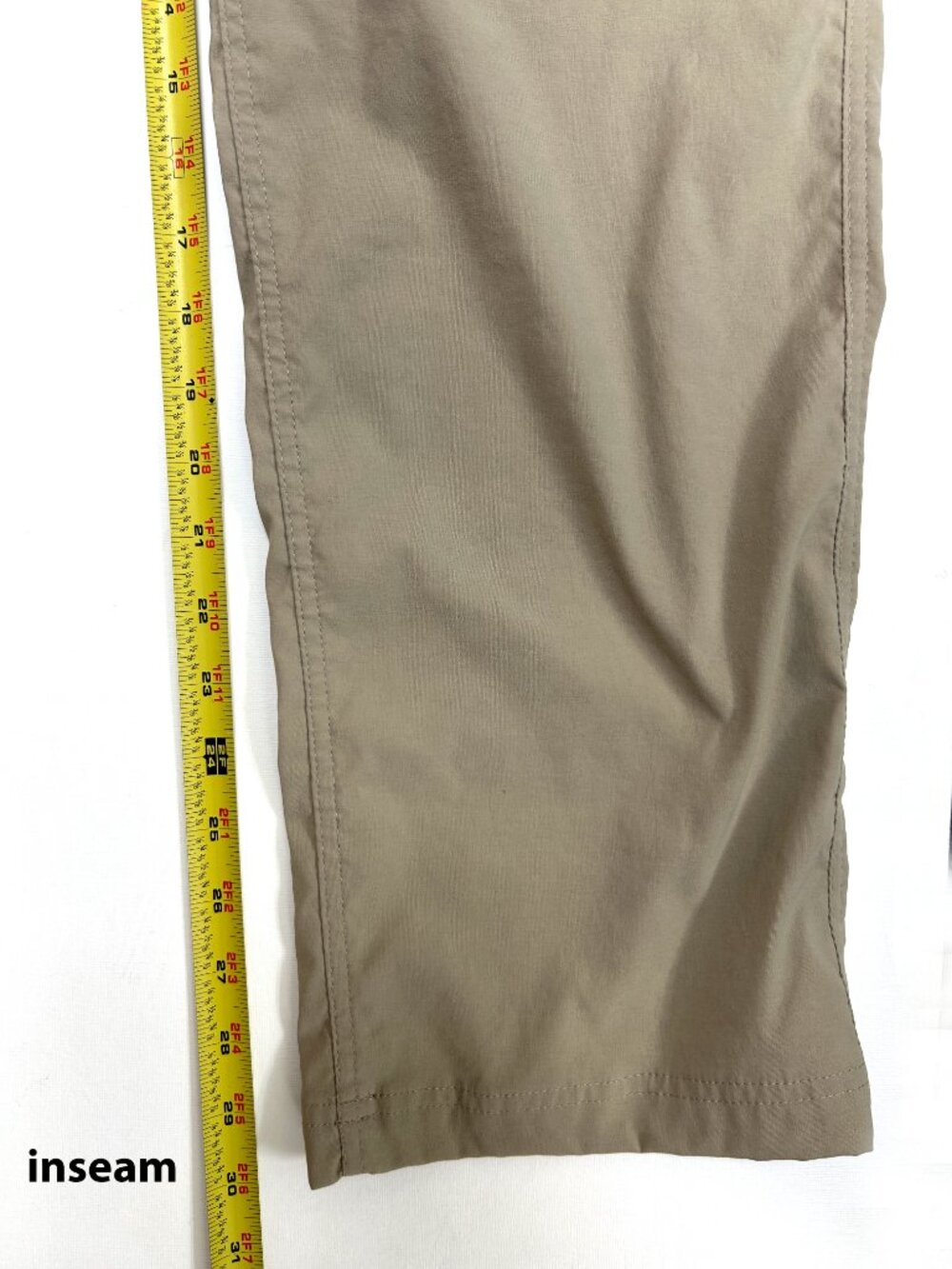 Eddie Bauer Womens 16W Khaki Hiking Cargo Pants Outdoor Travel Utility Gorpcore - Picture 6 of 8